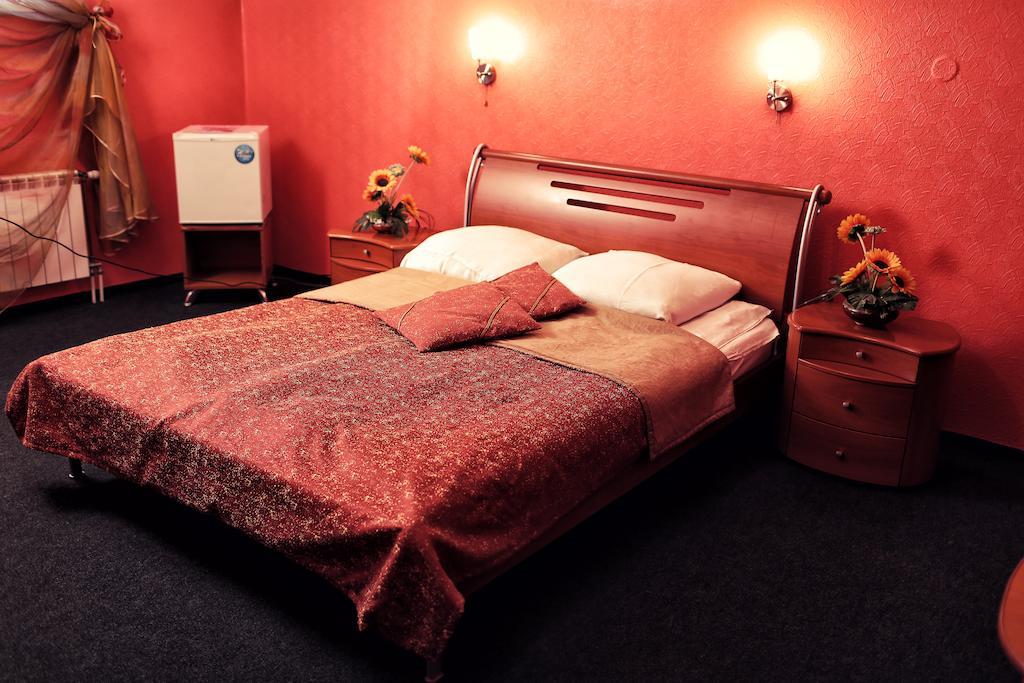 U Anity Hotel Uzhhorod Luaran gambar